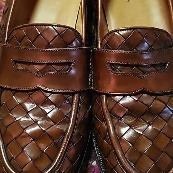 Cole Haan Collection, Mens size 9.5. Brown leather in great condition. - Picture 13 of 14